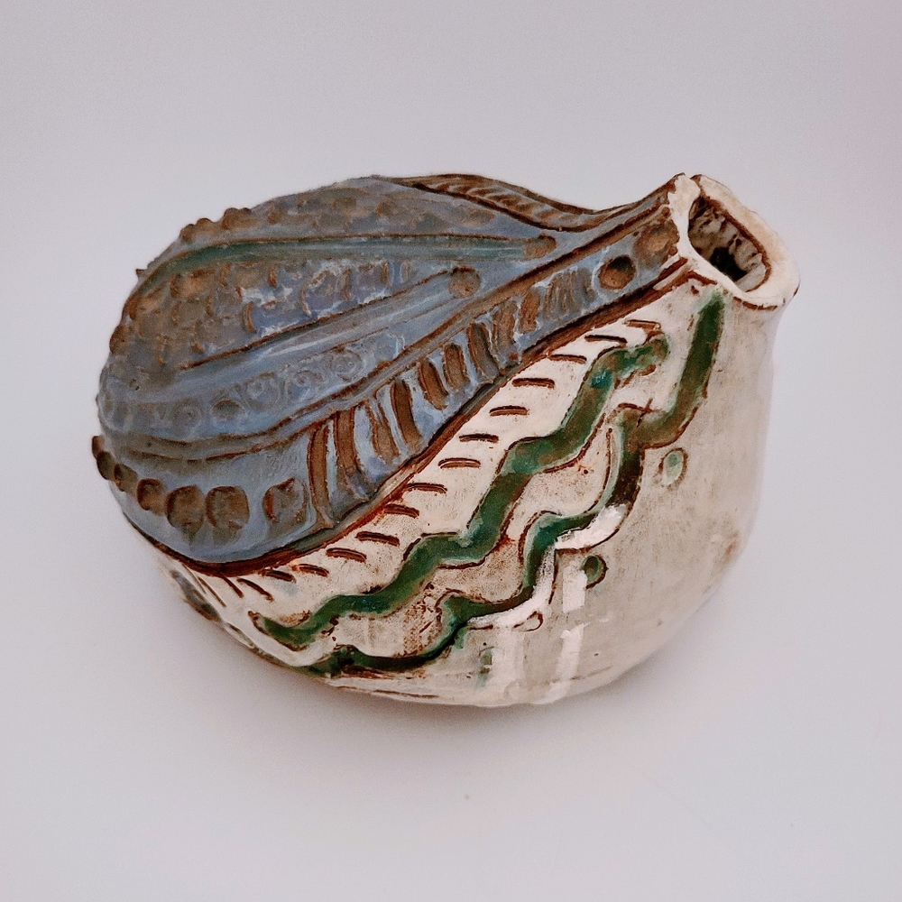 Unusual Weird Strange Shaped Style Abstract Potter